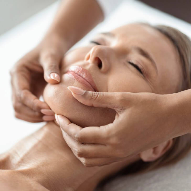 Auora Beauty Salon Gallery Squrare Image 014